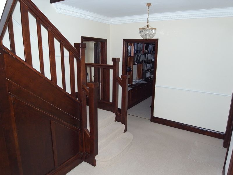 Thumb 2 for 4 bedroom detached house to rent in Worthing